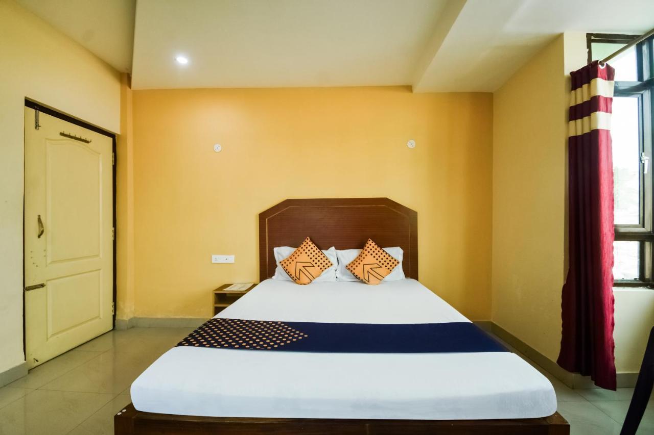 Spot On 74793 Hotel Sai Sudha Puri Dış mekan fotoğraf